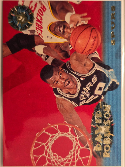 1995-96 Stadium Club David Robinson #50 Spurs Excellent